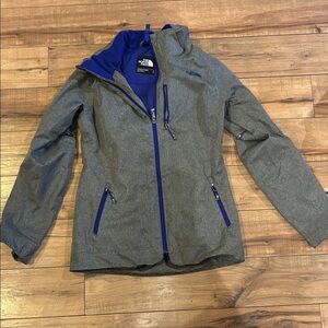 The North Face Women's Gray Ski Snowboard Coat with Blue Trim